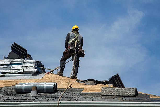 Professional Gutter Installation technician working in Ohiowa, NE